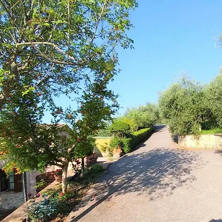 Ada Belriguardo Villa *
